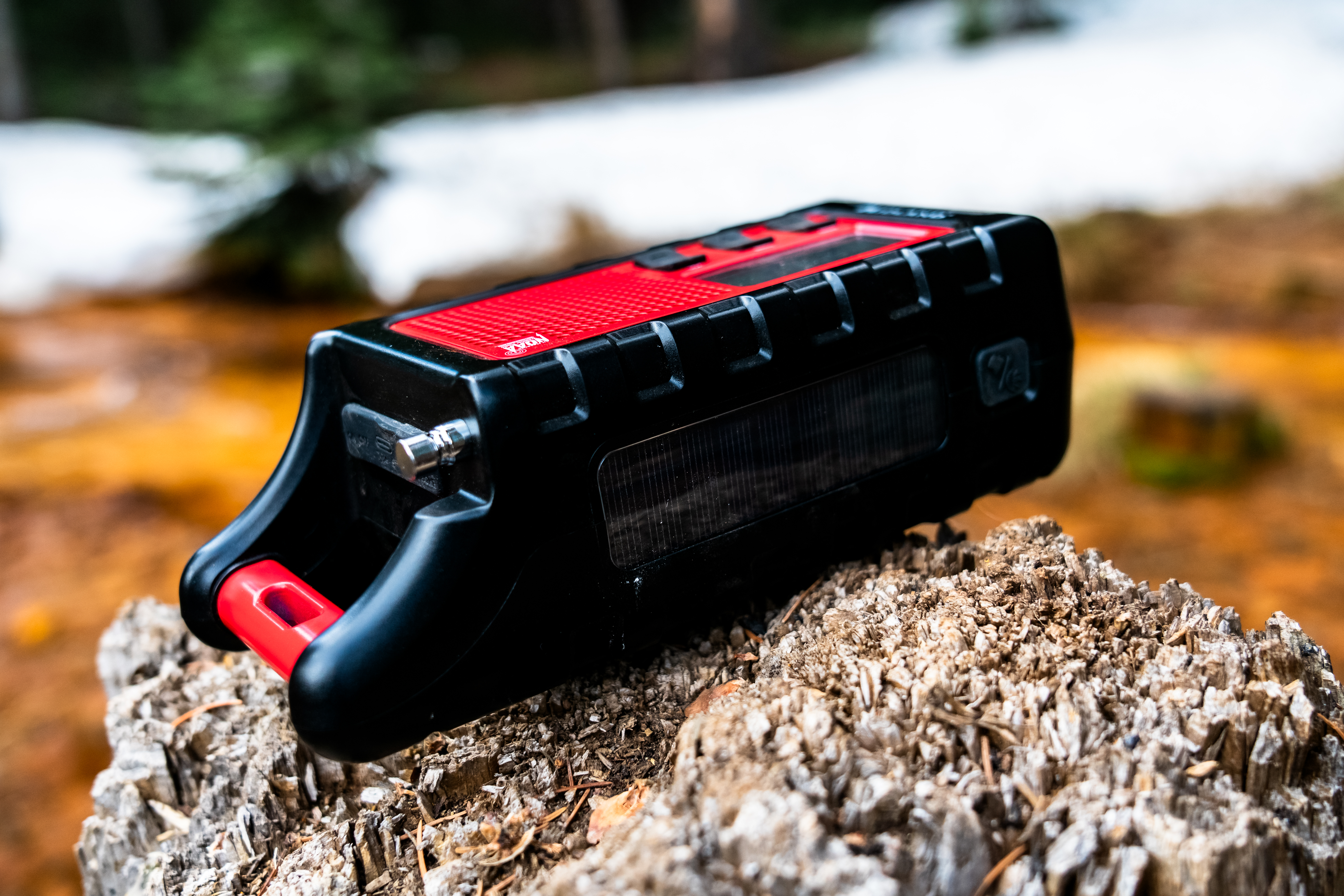 Midland ER310PRO Review: Is This the Best 10,000mAh Emergency Radio?