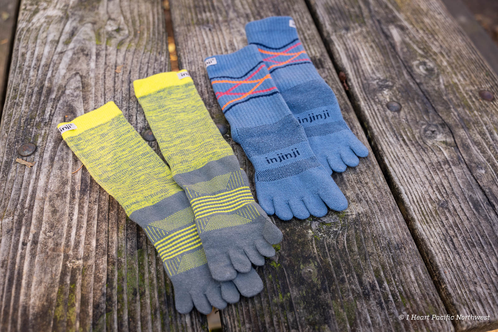 Injinji individual toe hiking socks in a gray and blue colorway